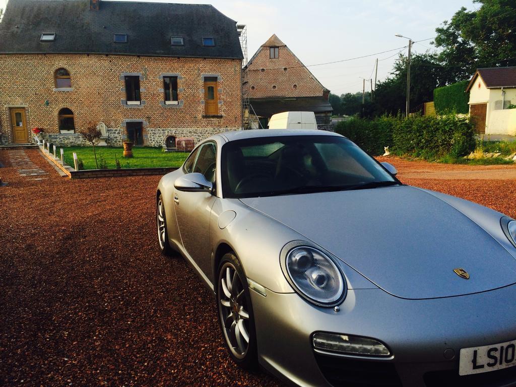 Bed and Breakfast Aux Logis De La Solre Ferriere-la-Petite Экстерьер фото